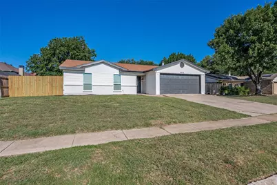 1013 N Knowles Drive, Saginaw, TX 76179 - Photo 1