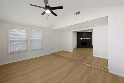 1013 N Knowles Drive, Saginaw, TX 76179 - Photo 11
