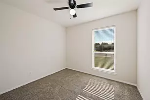 1013 N Knowles Dr, Saginaw, TX 76179 - Photo 19