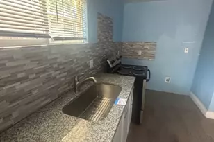 2926 Tampico St, San Antonio, TX 78207 - Photo 19
