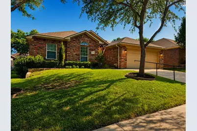4919 Saddlehorn Drive, Arlington, TX 76017 - Photo 1