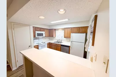 15221 Berry Trail #106, Dallas, TX 75248 - Photo 5