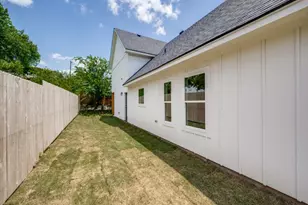204 W Collins, Decatur, TX 76234 - Photo 25