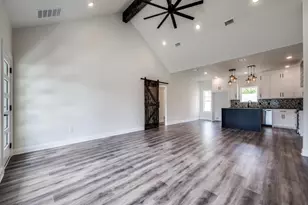 204 W Collins, Decatur, TX 76234 - Photo 5
