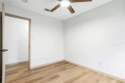 1020 Hannah Street, Burleson, TX 76028 - Photo 25