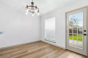 1020 Hannah St, Burleson, TX 76028 - Photo 15