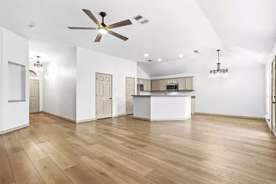 1020 Hannah Street, Burleson, TX 76028 - Photo 13