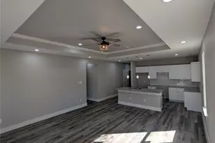 2631 Burger Ave, Dallas, TX 75215 - Photo 9
