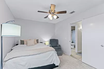 5117 Curzon Avenue, Fort Worth, TX 76107 - Photo 17