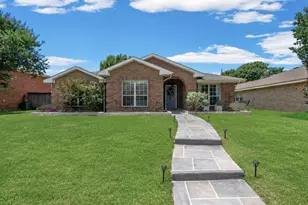 204 Arbor Ridge Dr, Allen, TX 75002 - Photo 1