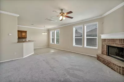 4402 Emerald Leaf Drive, Mansfield, TX 76063 - Photo 13