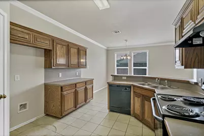 4402 Emerald Leaf Drive, Mansfield, TX 76063 - Photo 7