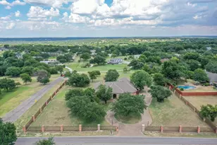 2625 Clear Lake Rd, Weatherford, TX 76087 - Photo 1