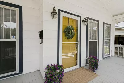 1716 Thomas Place, Fort Worth, TX 76107 - Photo 3