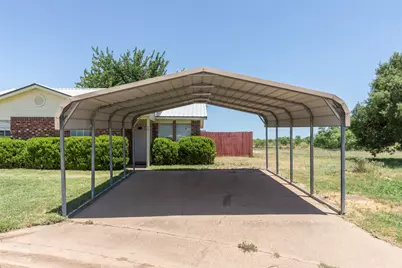 201 & 203 Bluebonnet Drive, Winters, TX 79567 - Photo 31