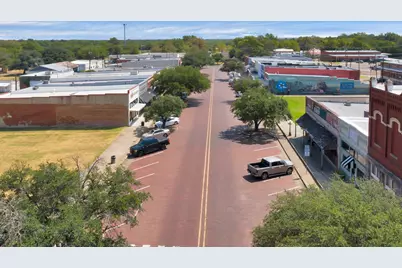 1136 Main Street, Commerce, TX 75428 - Photo 3