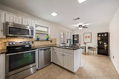 2807 Silverspring Road, Carrollton, TX 75006 - Photo 15