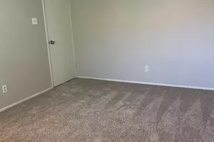 2609 San Sabastian Cir, Grand Prairie, TX 75052 - Photo 13