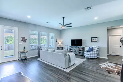 5305 Black Horse Court, Waco, TX 76708 - Photo 3