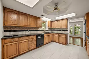 3425 Bridlegate Dr, Arlington, TX 76016 - Photo 9