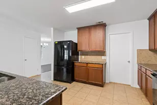 3800 Windy Point Dr, Denton, TX 76208 - Photo 13