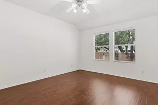 3800 Windy Point Dr, Denton, TX 76208 - Photo 21