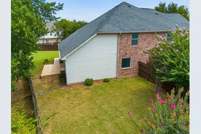 3800 Windy Point Drive, Denton, TX 76208 - Photo 7
