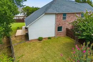 3800 Windy Point Dr, Denton, TX 76208 - Photo 7
