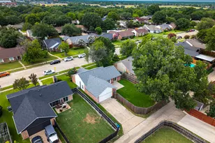 128 Kingsbridge Dr, Garland, TX 75040 - Photo 21