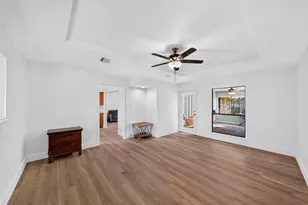 1924 Vera Cruz Dr, Carrollton, TX 75010 - Photo 13