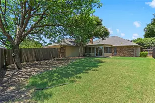 1924 Vera Cruz Dr, Carrollton, TX 75010 - Photo 29