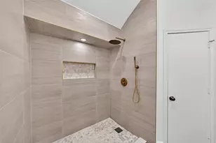 1924 Vera Cruz Dr, Carrollton, TX 75010 - Photo 11