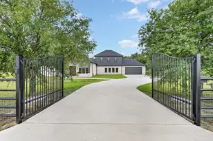 10373 Bobbie Ln, Pilot Point, TX 76258 - Photo 3