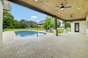 10373 Bobbie Ln, Pilot Point, TX 76258 - Photo 25