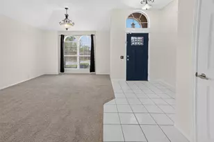 1025 Highland Station Dr, Saginaw, TX 76131 - Photo 9
