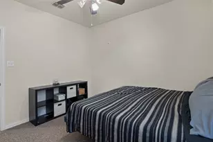 8712 Iron Horse Dr, Irving, TX 75063 - Photo 23