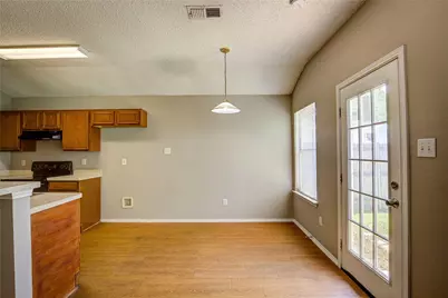 2363 Laurelhill Lane, Fort Worth, TX 76133 - Photo 11