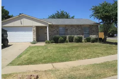 6329 Sunrise Drive, North Richland Hills, TX 76182 - Photo 13
