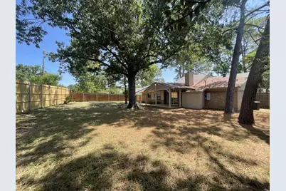 3502 Leighton Drive, Arlington, TX 76015 - Photo 11
