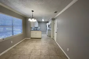 3502 Leighton Dr, Arlington, TX 76015 - Photo 3