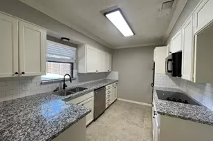 3502 Leighton Dr, Arlington, TX 76015 - Photo 5
