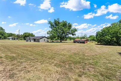 332 Illinois, China Spring, TX 76633 - Photo 19