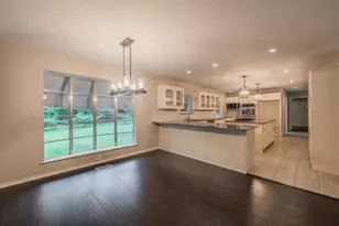 210 Mistletoe Ln, Keene, TX 76059 - Photo 13