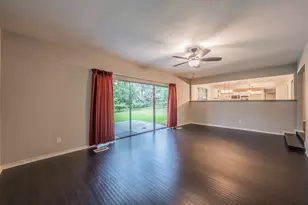 210 Mistletoe Ln, Keene, TX 76059 - Photo 19