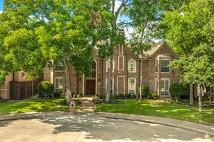 5227 Lincolnshire Ct, Dallas, TX 75287 - Photo 1