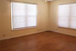 860 N Harbin Dr, Stephenville, TX 76401 - Photo 13