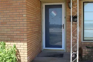 860 N Harbin Dr, Stephenville, TX 76401 - Photo 3