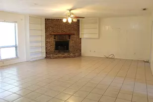 860 N Harbin Dr, Stephenville, TX 76401 - Photo 5