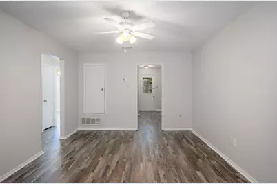 1216 E Baltimore Avenue, Fort Worth, TX 76104 - Photo 7