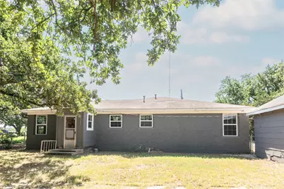 304 Jack Grace Hill Road, Bowie, TX 76230 - Photo 7